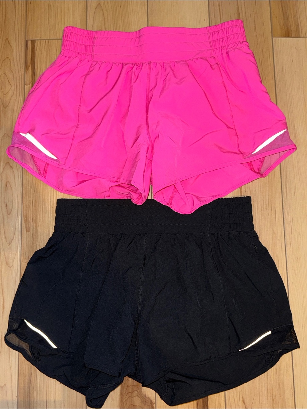 NWOT Set of 2 Women’s Elastic Waist Running Shorts -Black & Hot Pink Size Medium